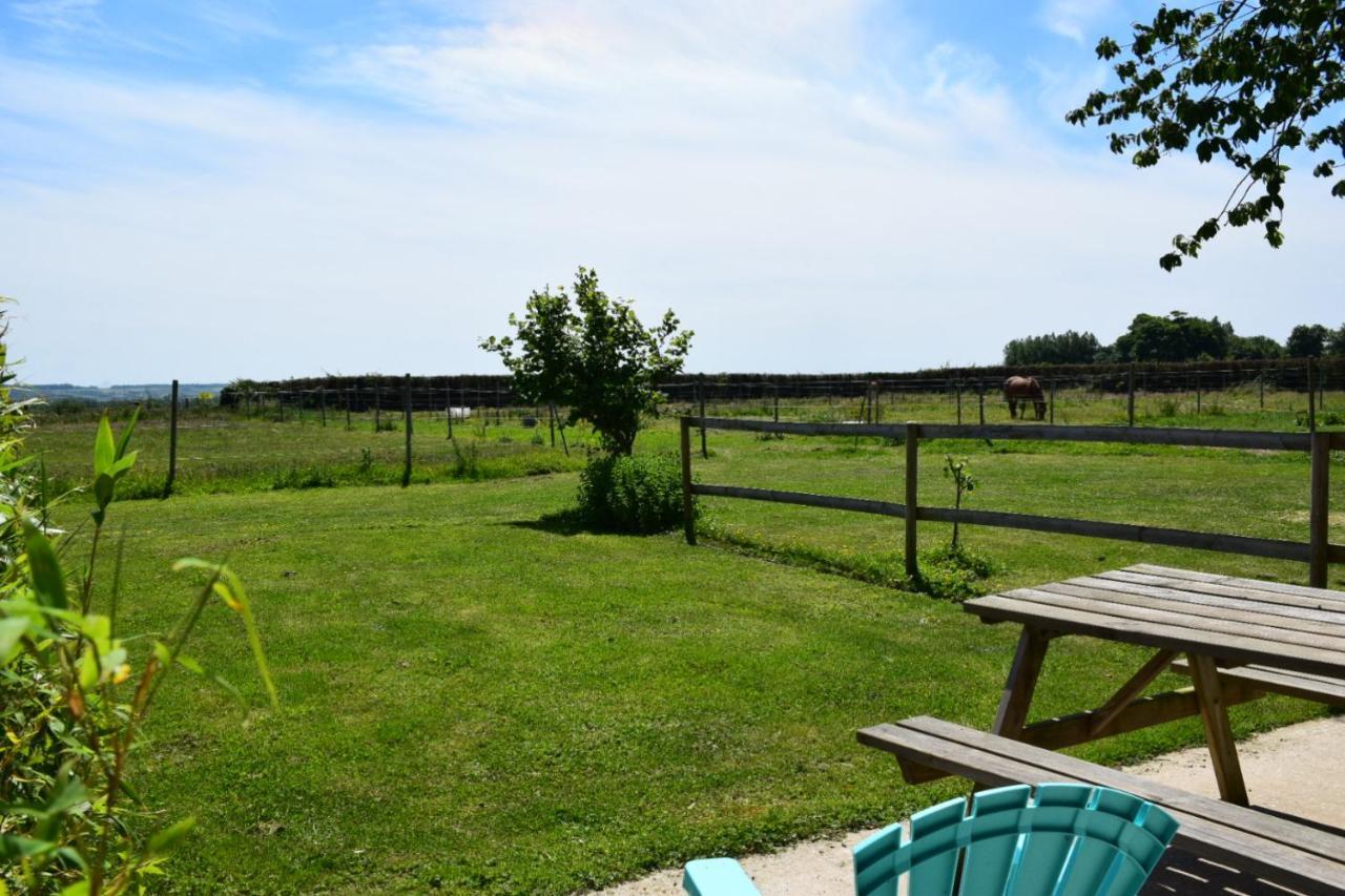 Le Clos De L'Angley Gites Et Ecurie Caffiers Exterior foto