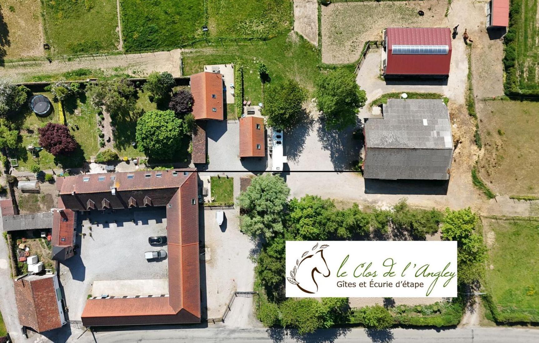 Le Clos De L'Angley Gites Et Ecurie Caffiers Exterior foto